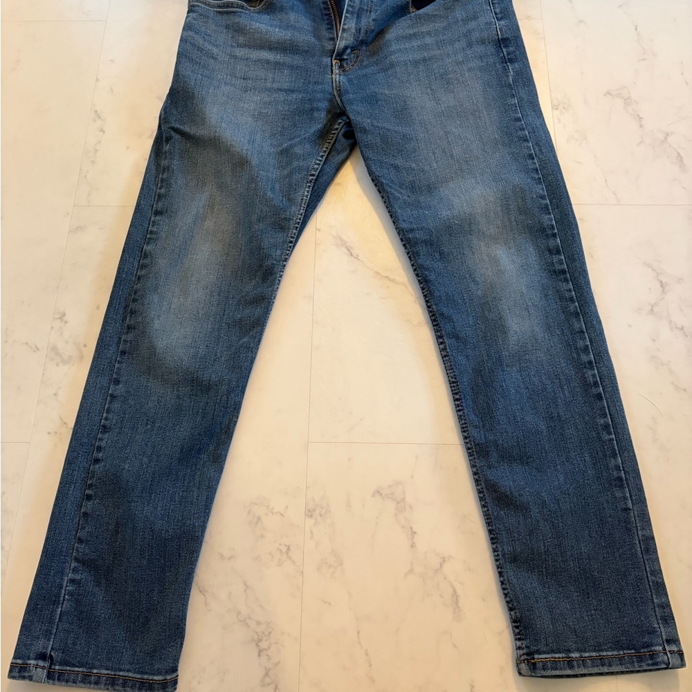 Levi’s 502 Taper Fit Light Wash jeans